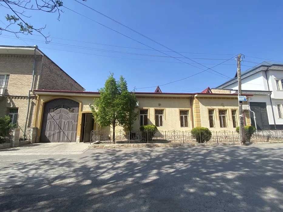 Никитина Продается дом Махалля Олчабог Соток 9,5 Фасад 20м Метро Б.И.Й
