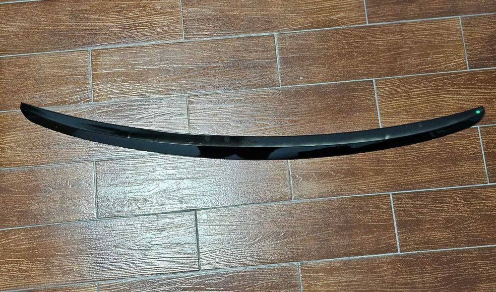 Eleron pentru portbagaj Audi A4 B9