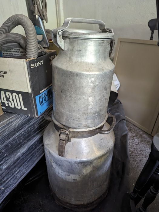 Алюминиевый бидон