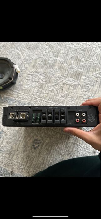 Alpine pdx-f4 уселитель 4 канала