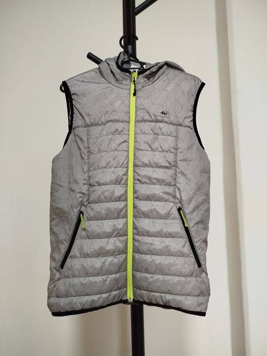 Елек Decathlon 170см, детско L или S за възрастни