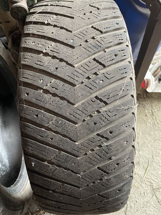 Зимние шыны  без шипов
