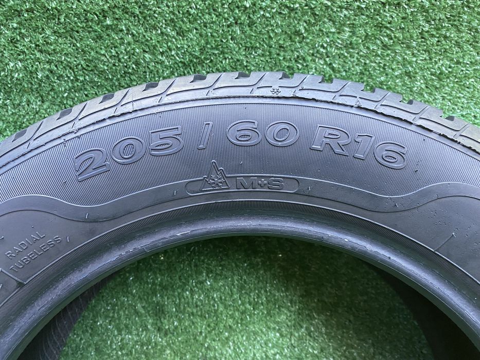 Set 4 anvelope iarna Sava Eskimo HP2 205 60 R16 93H Prf 5,6mm Dot 1319