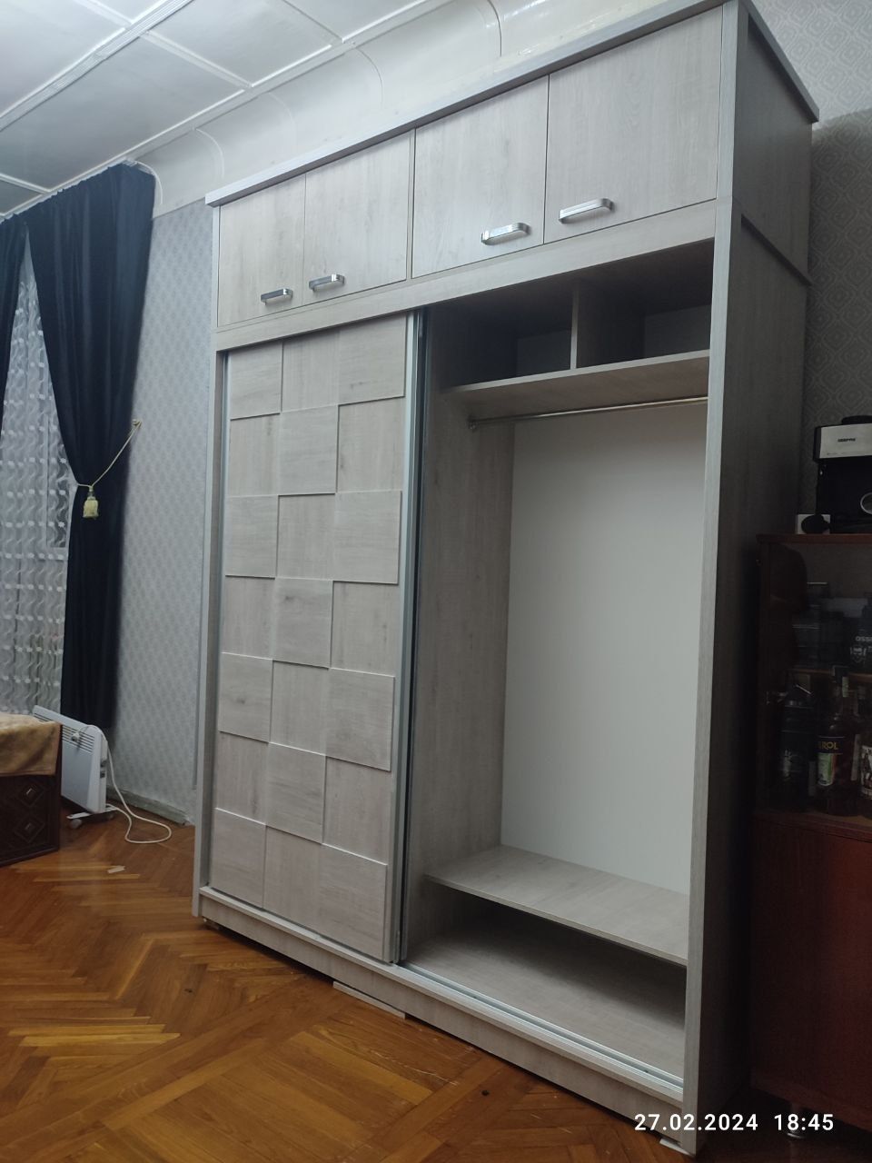 Shkaf kupe 180 x 250 ishlab chiqaruvchidan