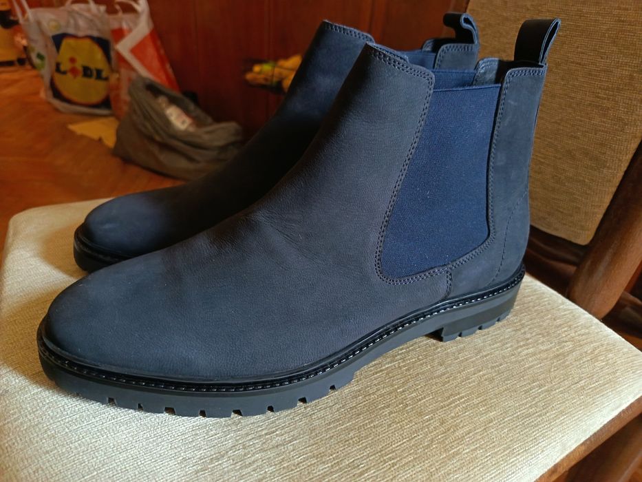 Боти 44 номер-нови