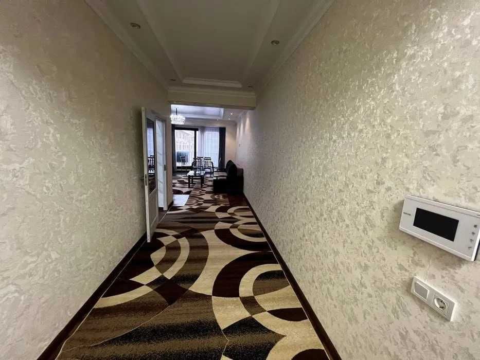 Продается 2-комнатная квартира в ЖК Seoul Mun площадь — 67 м²;