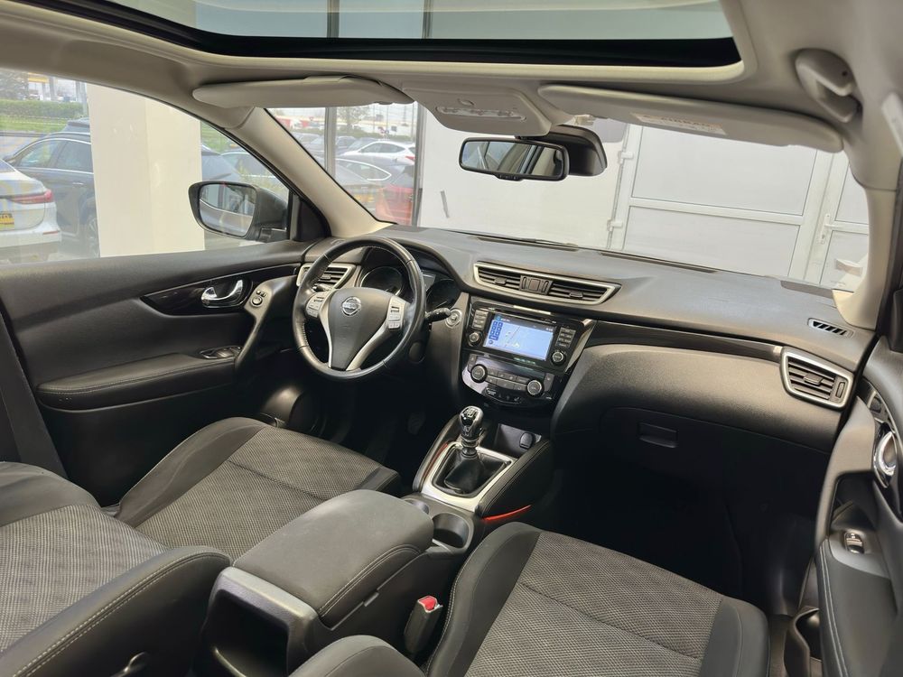 Nissan Qashqai II Suv 2016-Pack Tekna-Panoramic-Gps Navi 3D-Faruri Led