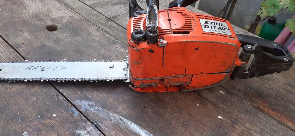 Drujba Stihl 011 AV, originala, germana funct. ireprosabila