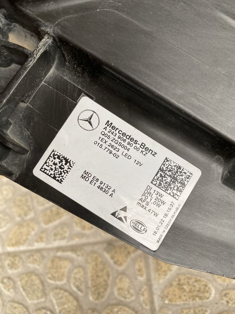 Десен фар far за Мерцедес Mercedes EQA EQB W243
