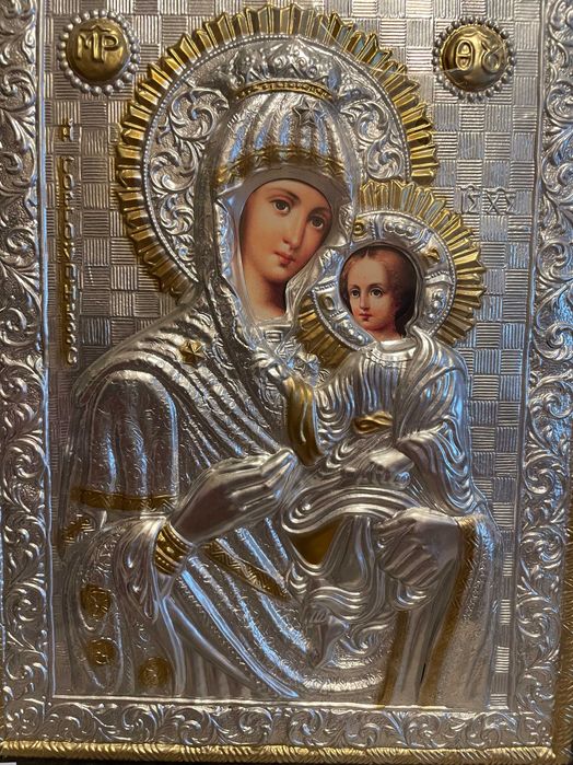 icoana veche  icoana argintata maica domnului dim 30x40 icoana veche