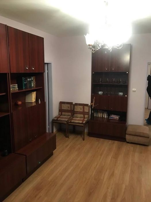Тристаен апартамент в ж.к. Хаджи Димитър.