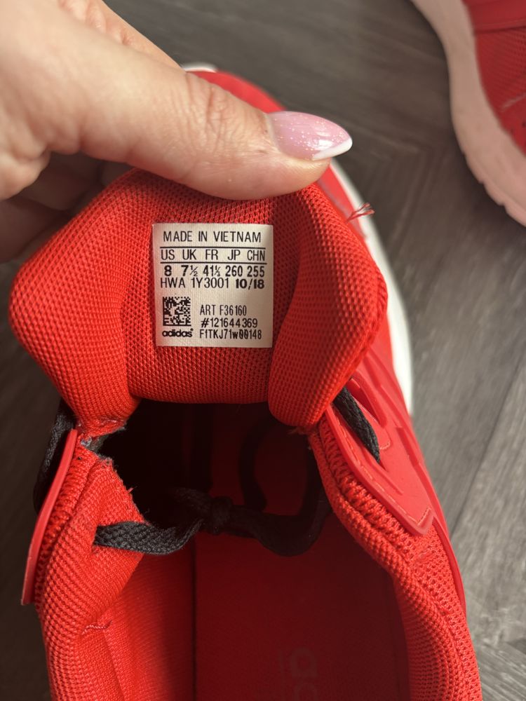 ПРОМО Мъжки червени маратонки 41/1.3 adidas