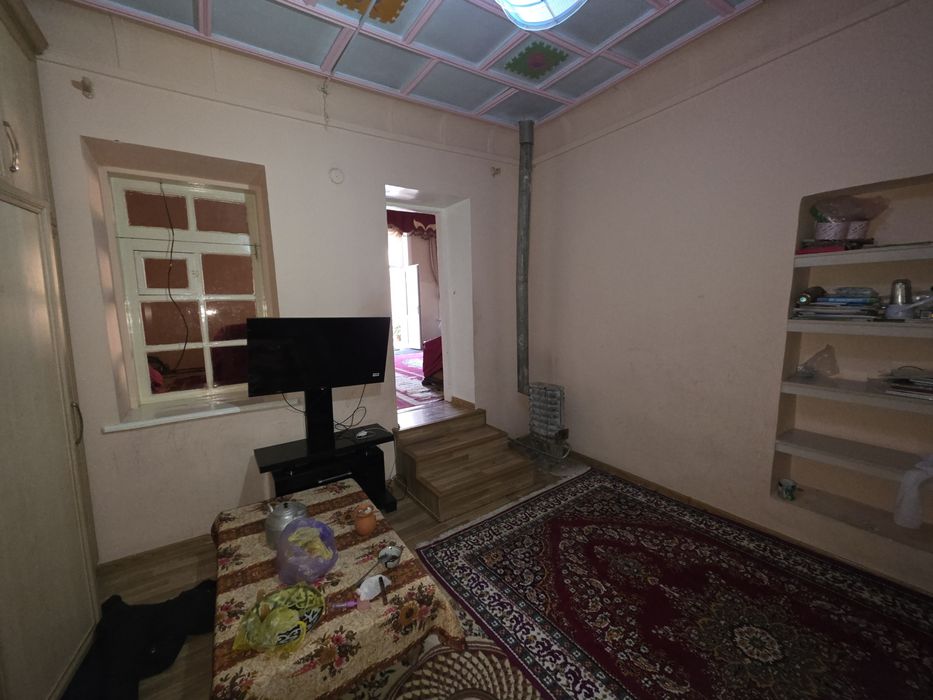 Хавли Сиёб Бозор на против 3 соток 4 хона 80000 уе