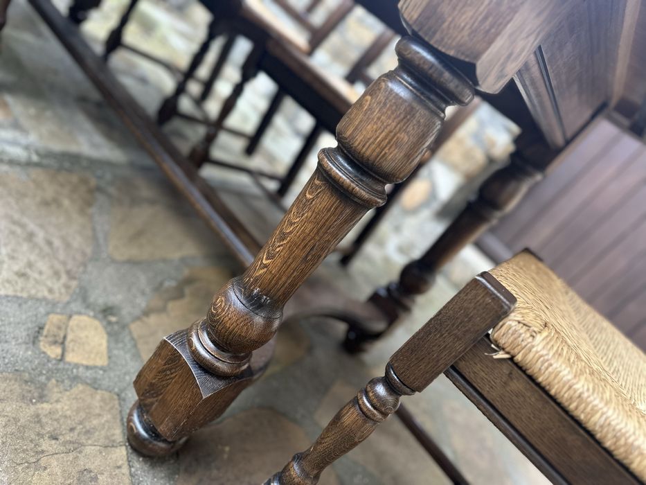 Масивна трапезна маса с 6 стола