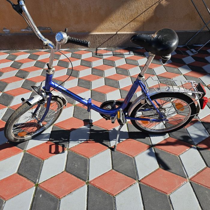Vând biciclete de dama și de bărbat