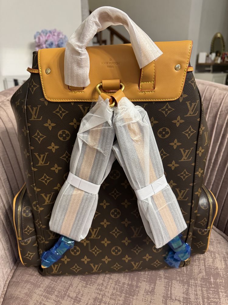 Ghiozdan Louis Vuitton Piele Naturala