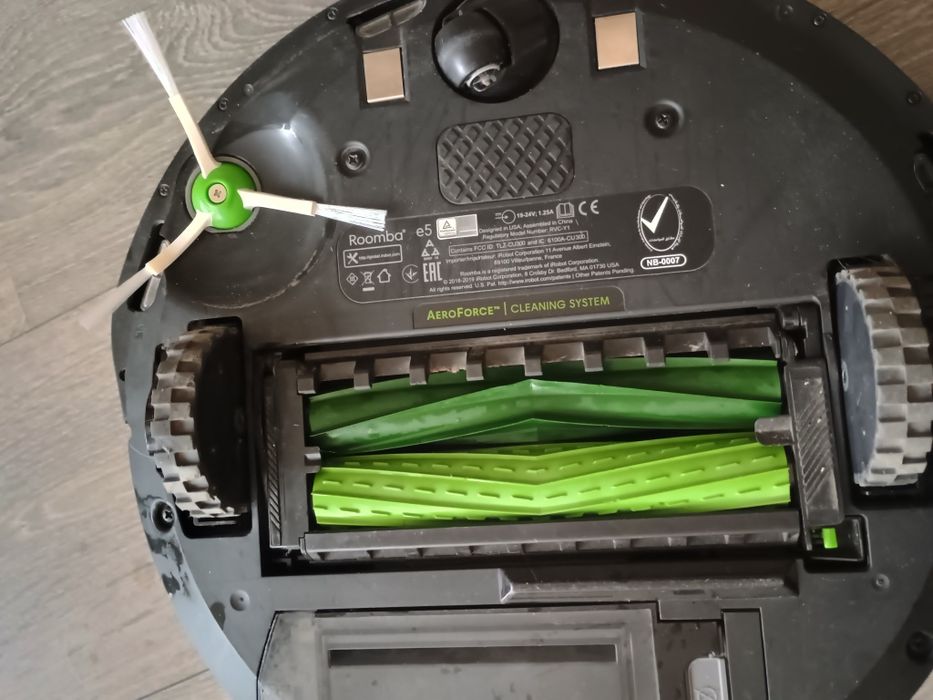 Прахосмукачка робот IRobot E5