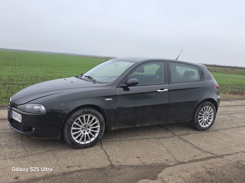 Vând Alfa romeo 1.6