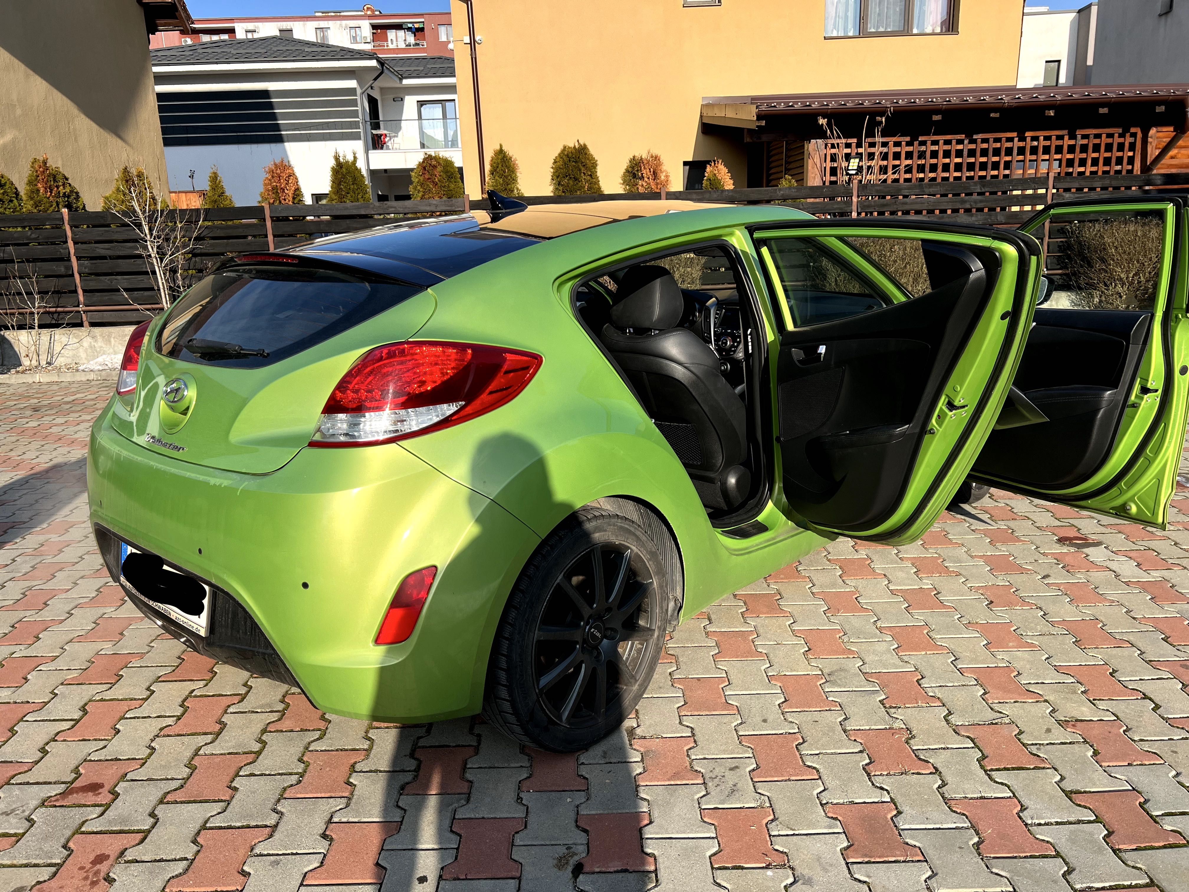 Hyundai Veloster Intro edition