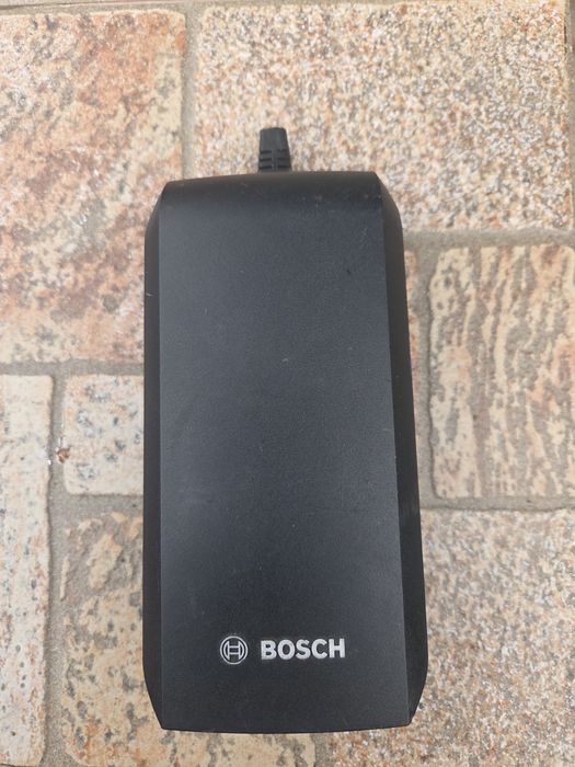 Зарядно за електрически велосипед Bosch