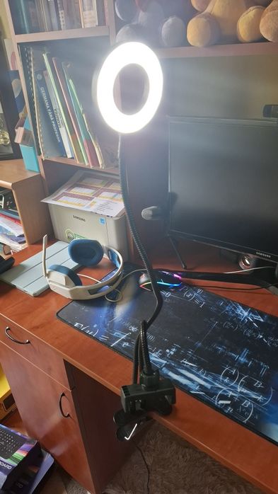 Lampă led de studio