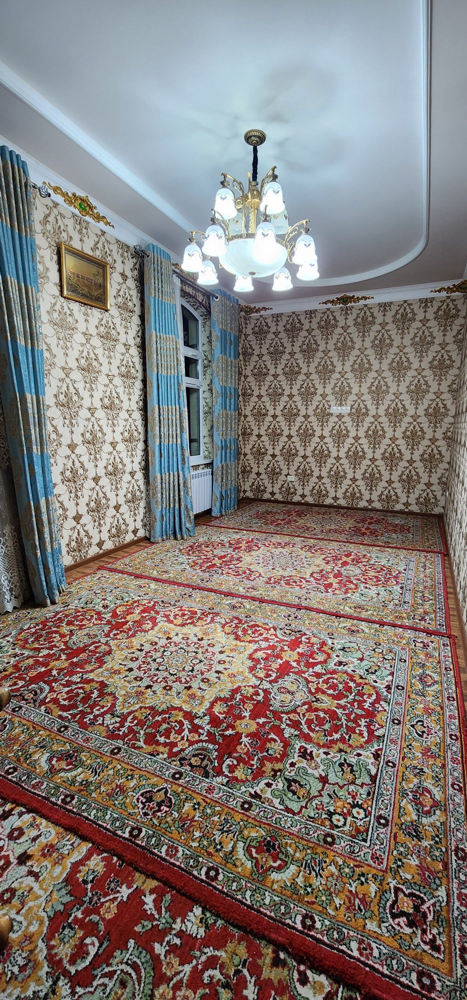 Уй Учаска сотилади 6 сотих 6 хона. Квадрати 365.$. узимми уйим
