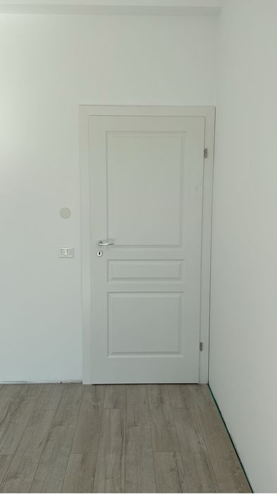 Montaj profesional-parchet,plinta,baghete si decoratiuni interioare