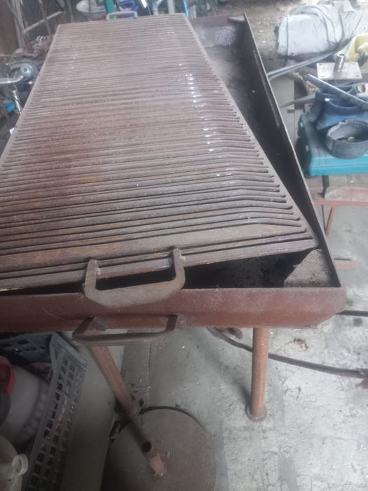 Grătar cu picioare 600 x 1500