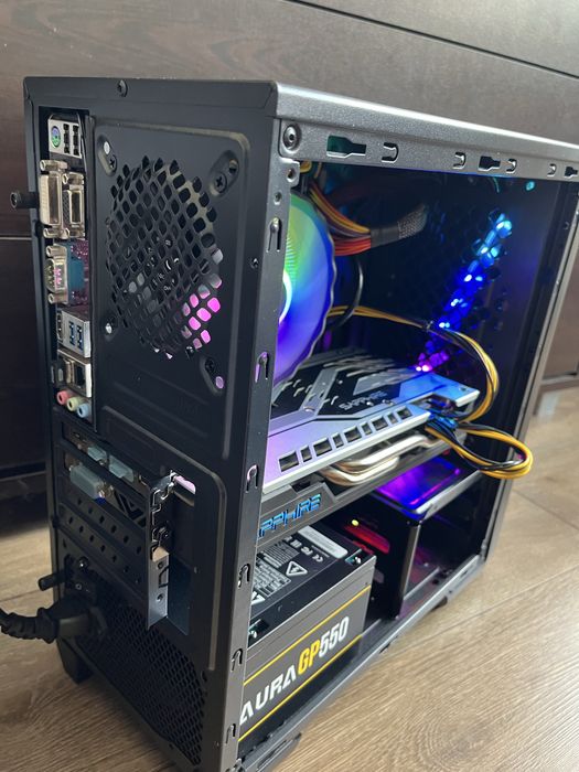 Компютърна конфигурация 16gb ram 256gb ssd