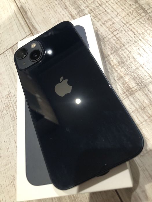 Много запазен iphone 13 midnight 128gb