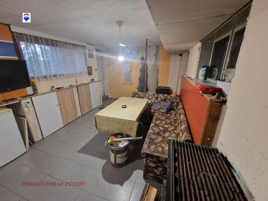 Вила за продажба - град Русе - в.з. Астраджийка.