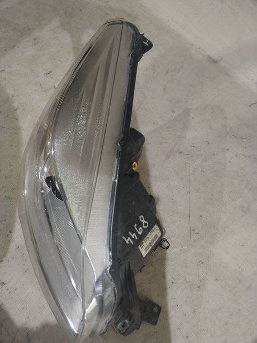 Far dreapta xenon, Ford Kuga, 2012, 2013, 2014, 2015, 2016, cod origine OE CV44-13D154-AG.