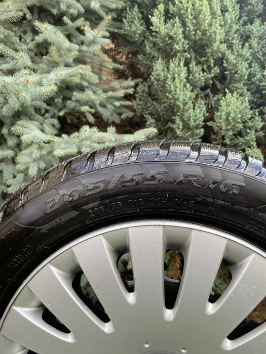 Roti complete VW Pirelli Sottozero 3 205/55/R16