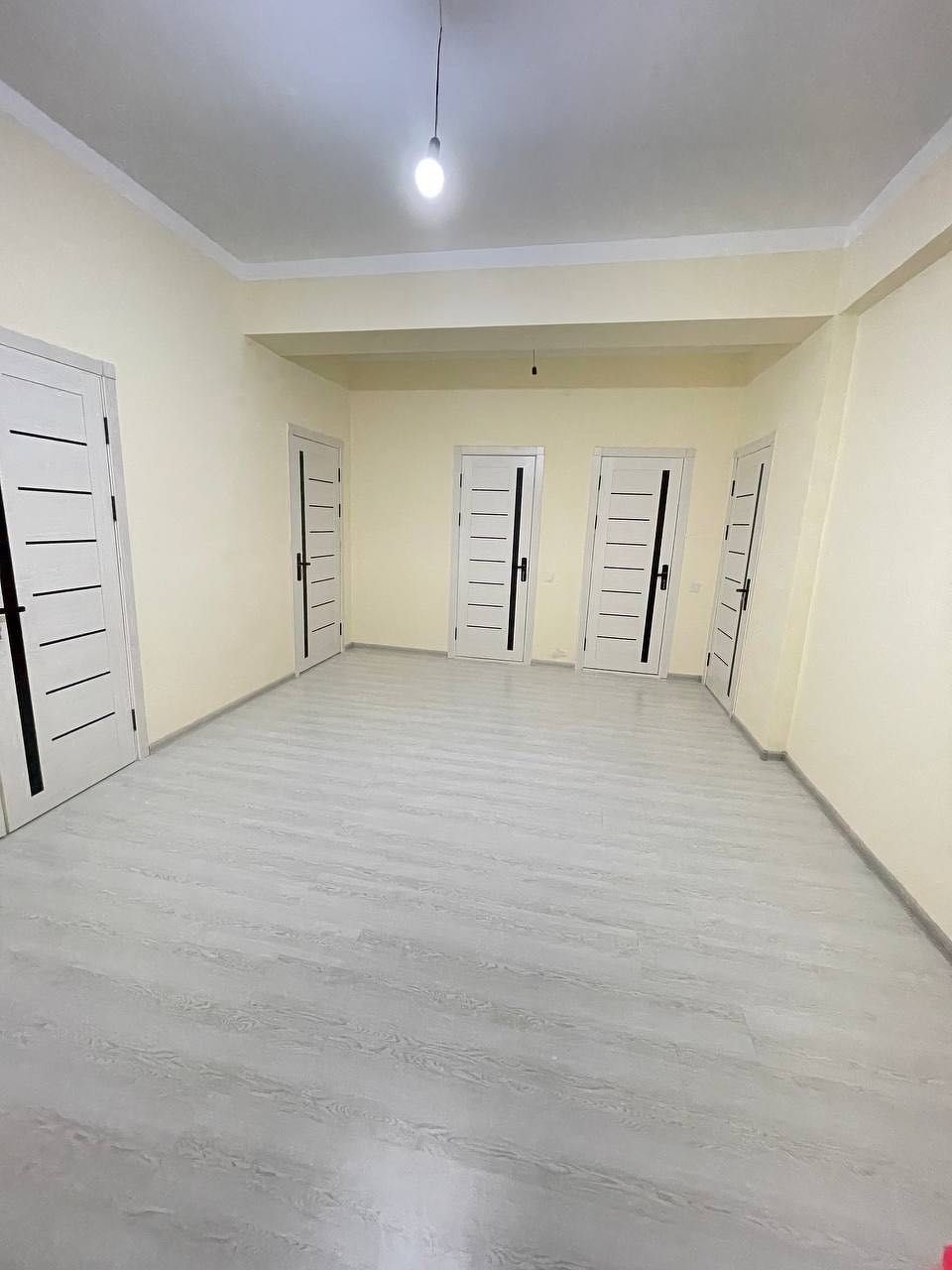 Продаётся 2-х комн квартира 86 м2 на Карасу 6 Обл. ГАИ!!!