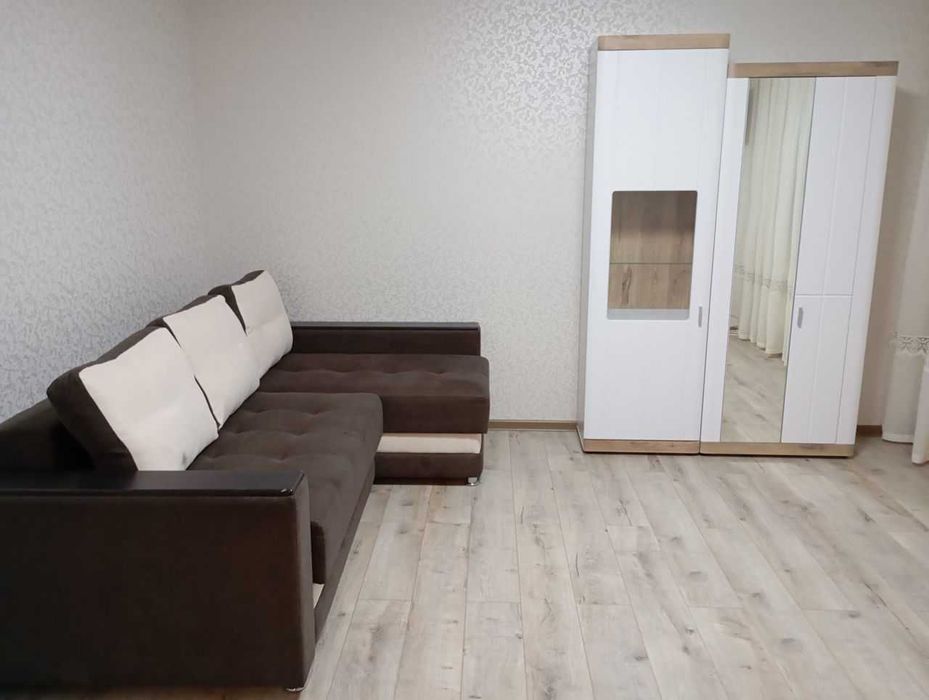 Дава се под наем Едностаен апартамент в София, Банишора - 45 кв.м за 350 € - Снимка #1