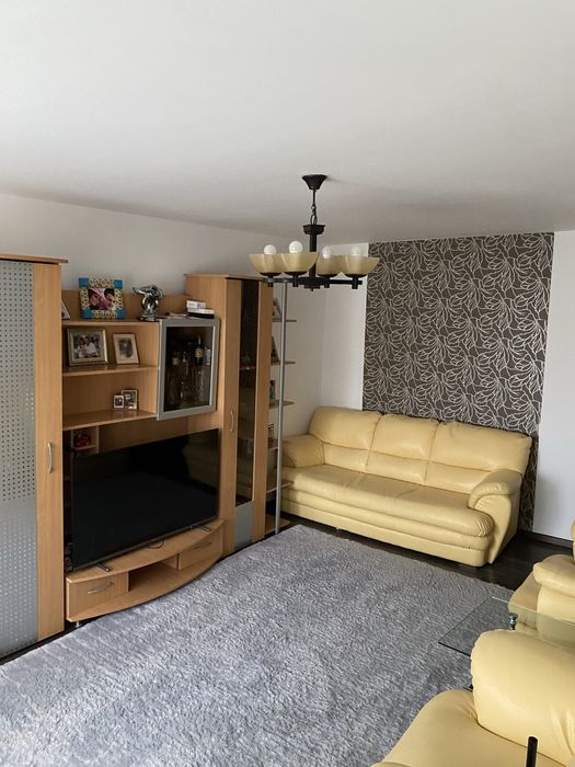 Vand apartament 3 camere zona Palat De Justitie