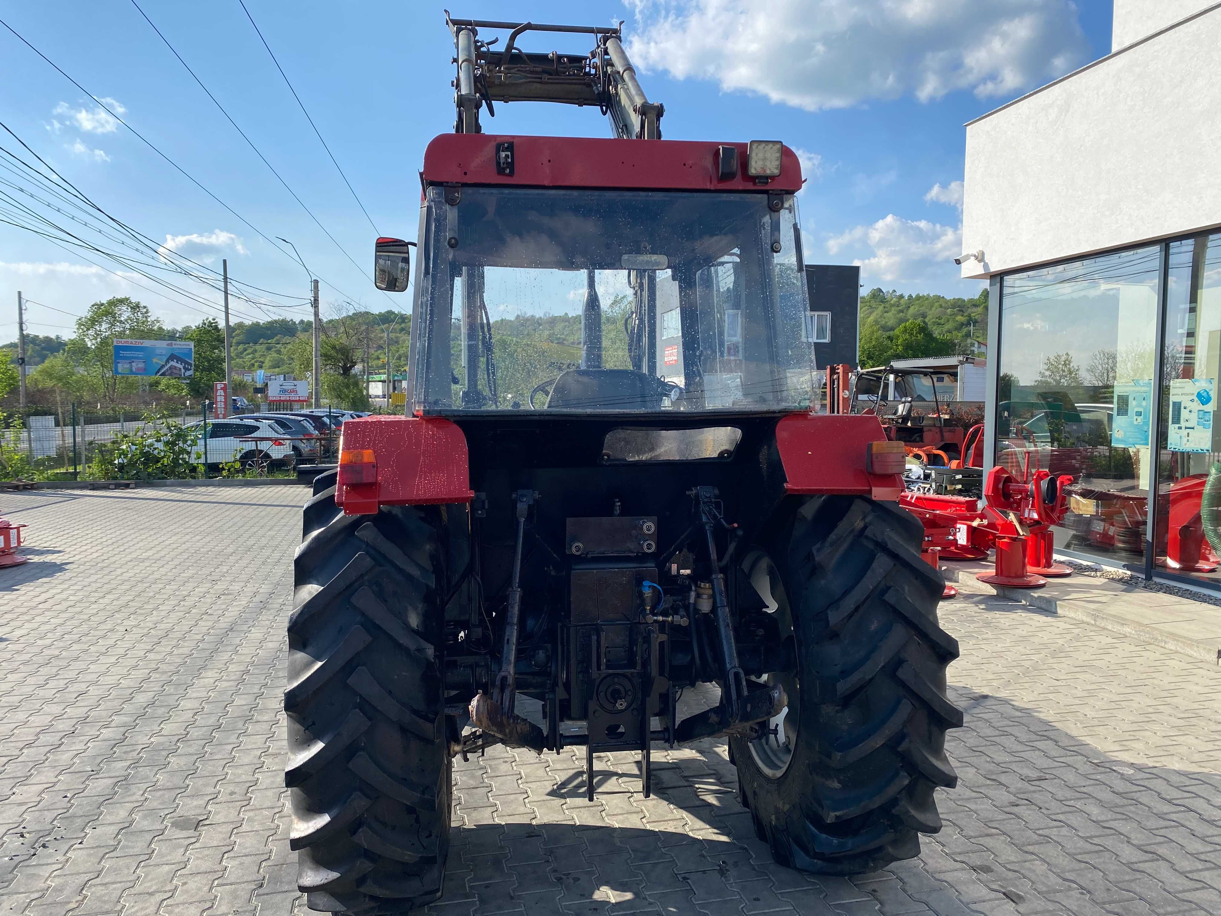 Tractor Case IH 833 cu incarcator frontal 4x4   AGRI NORTE PIESE