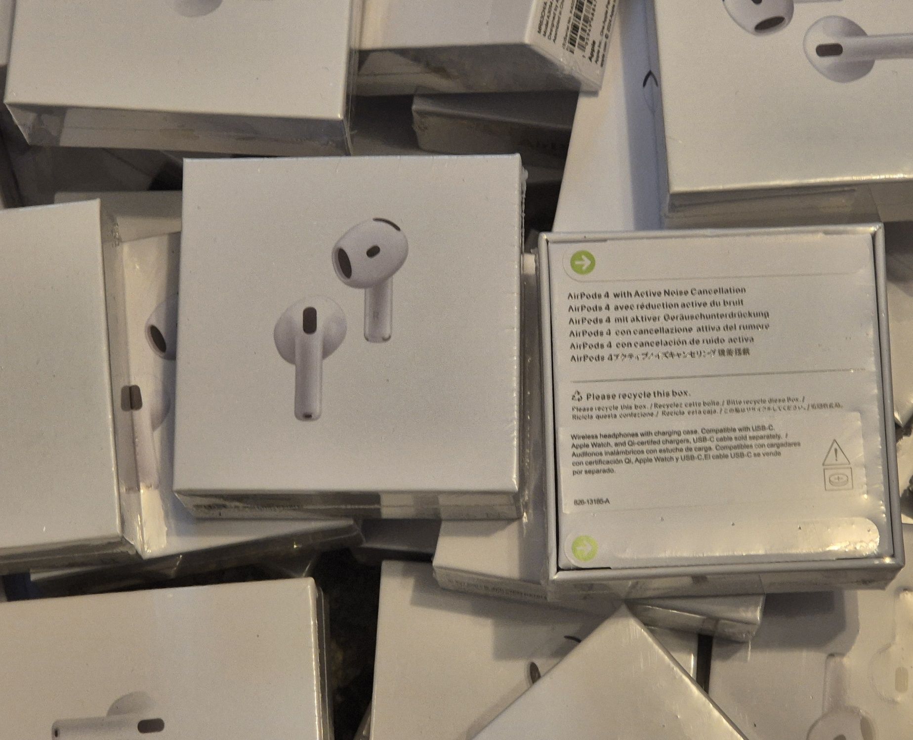 Airpods 4 noise canceling sigilate