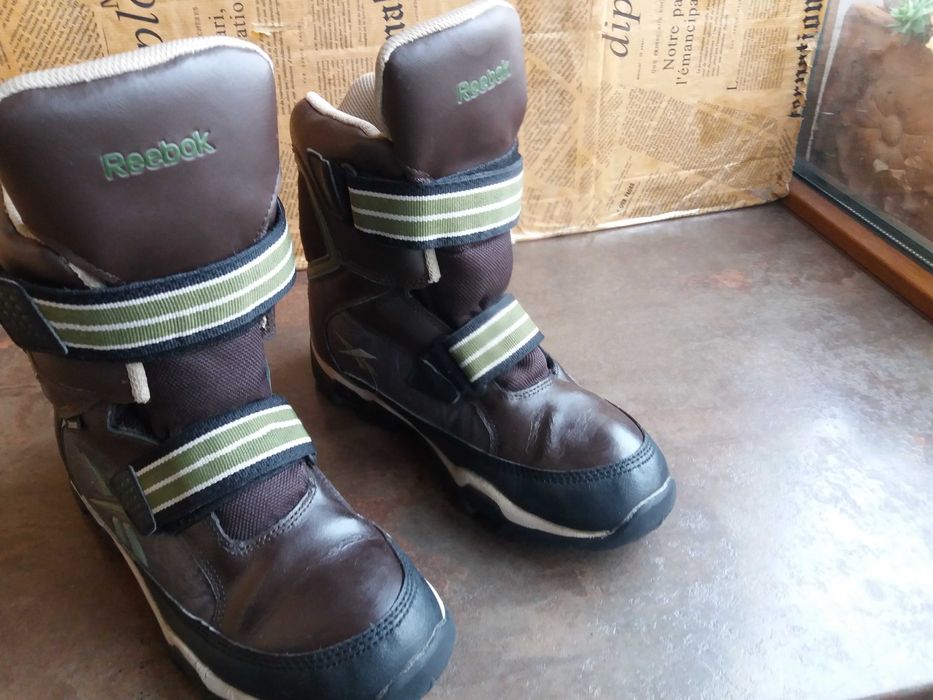 детски ботуши,зимни обувки,боти,апрески, Reebok номер 38 за момче