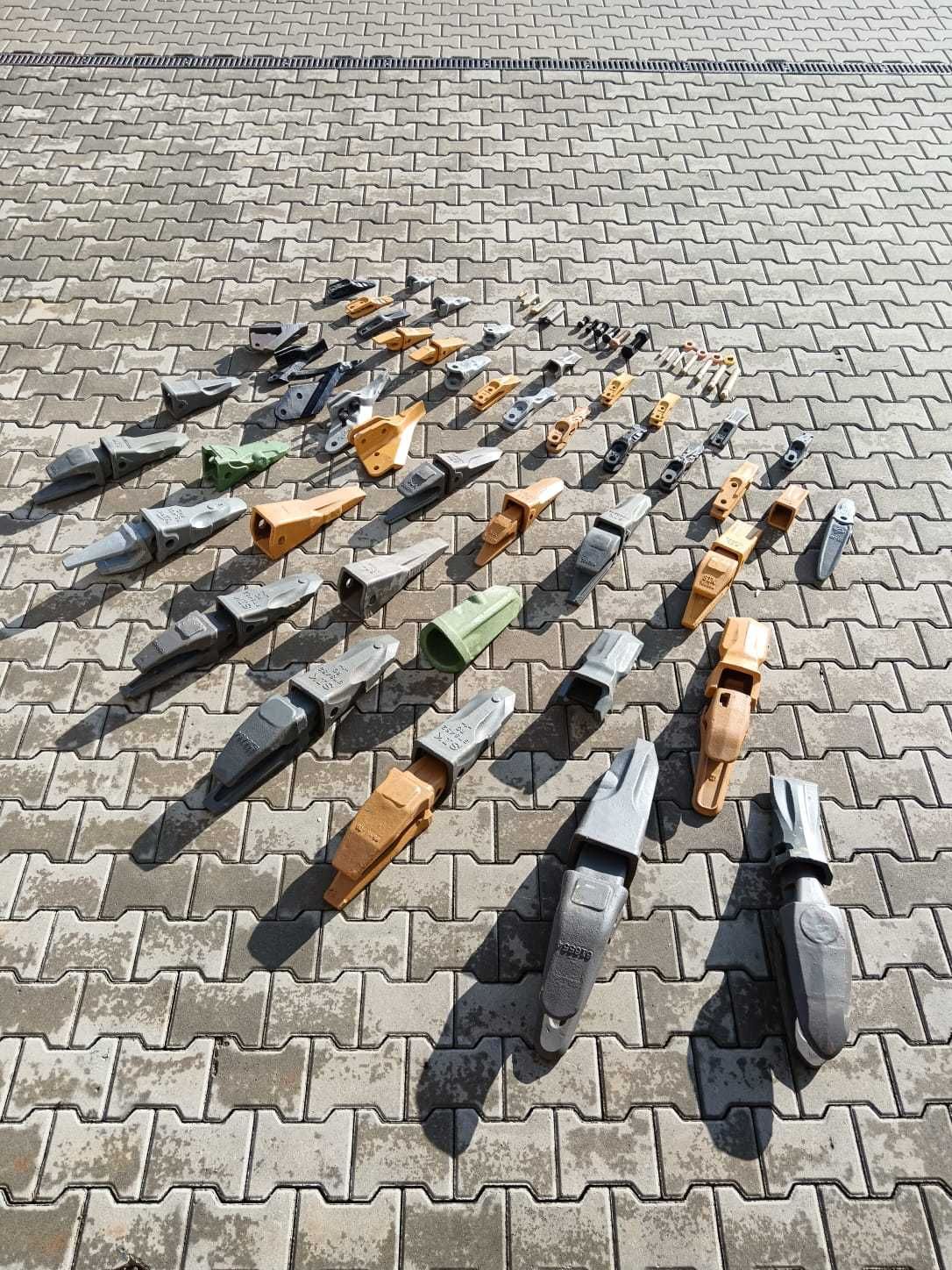 Dinți de cupă/Colți Miniexcavatoare