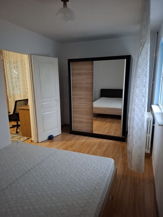 Vând apartament 3 camere