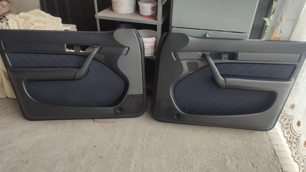 Дверные карты Ауди с4 а6