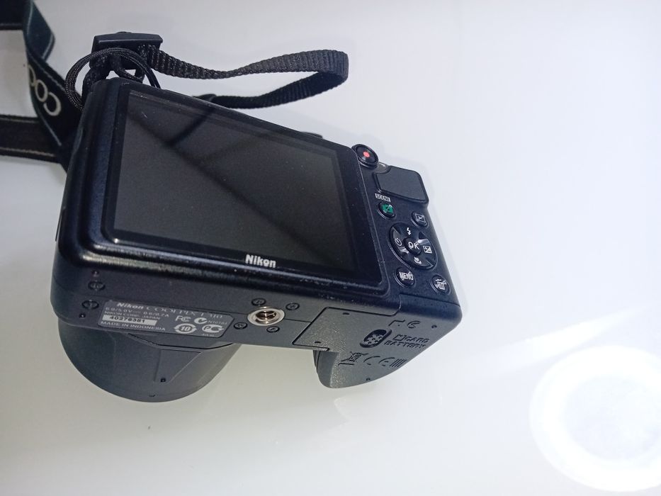 Aparat foto Nikon profesional