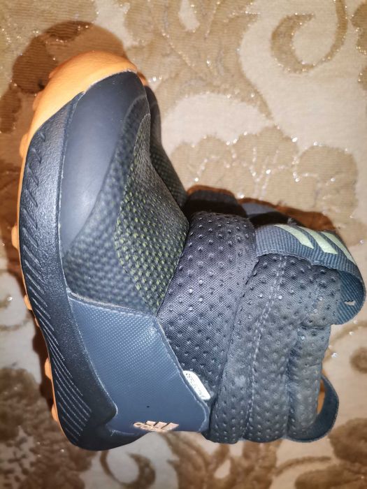 Бебешки ботушки  Adidas размер 23