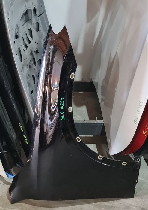 Aripa dreapta față Mercedes GLC W254 C254 X254 an 2023-2025