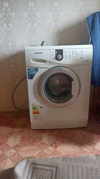 Продается стиральная машина фирмы Самсунг 4кг