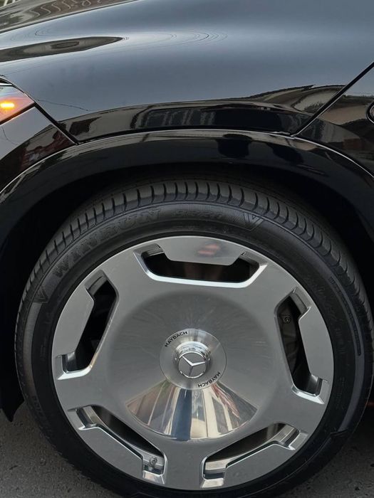 Mercedez Benz EQS 580 Suv