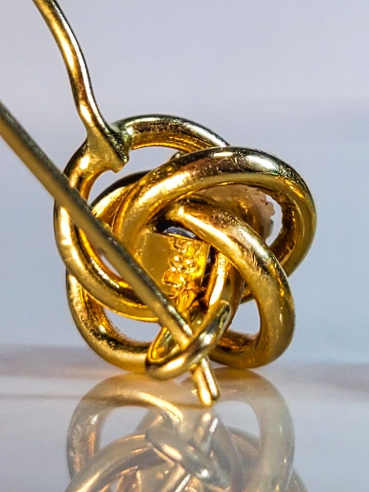 Cercei din aur de 14K model trandafir cu zirconiu – gramaj 2,80 gr