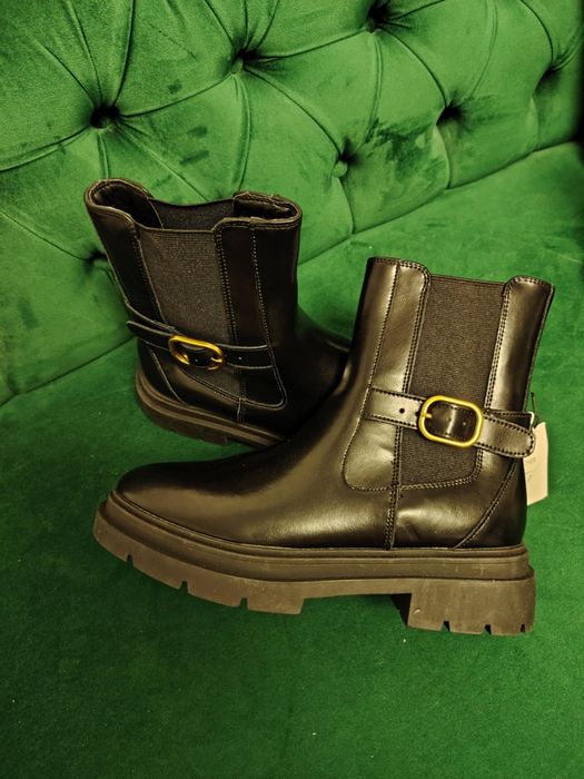 Mărime 39 noi ,piele!