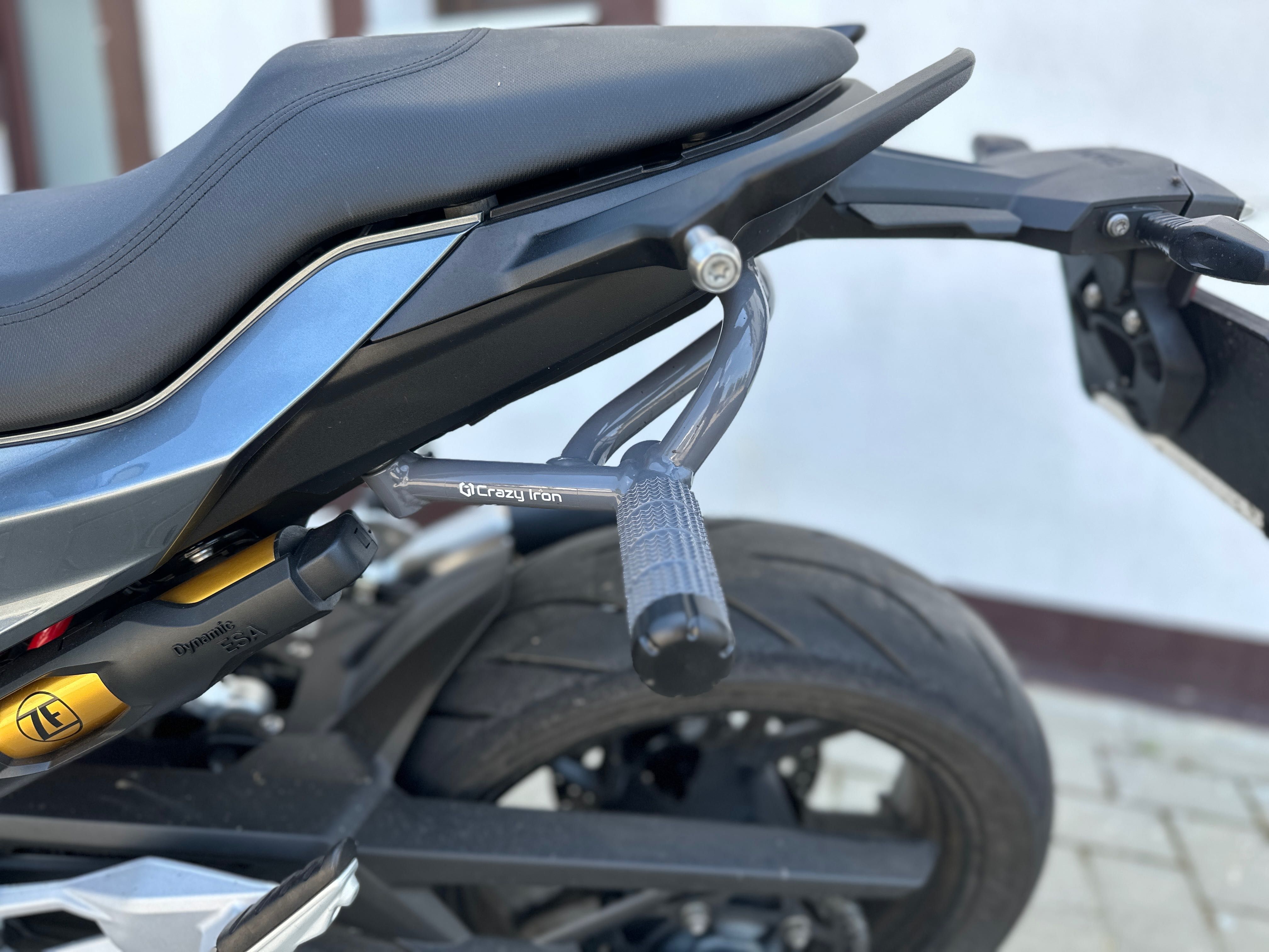 Motocicleta BMW F900R